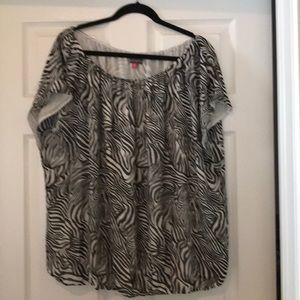 Vince Camuto  3x top 100% polyester fully lined